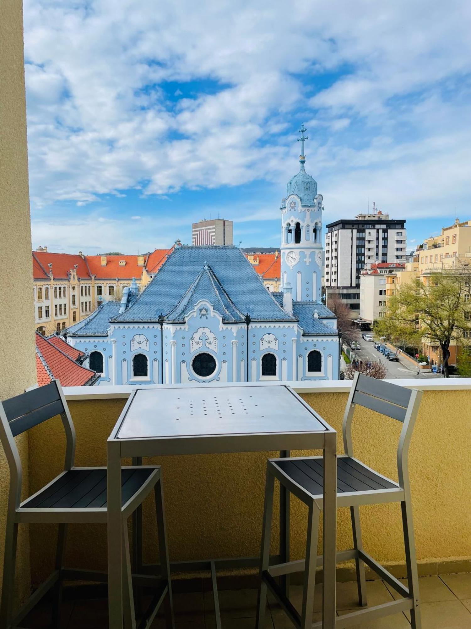 Blue Church Views - Central, Quiet, Bright - 4Th Floor Corner Apartment 125M2 Bratislava Exterior foto